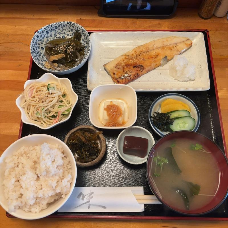 さばの塩焼き定食(いき成 （いきなり）)