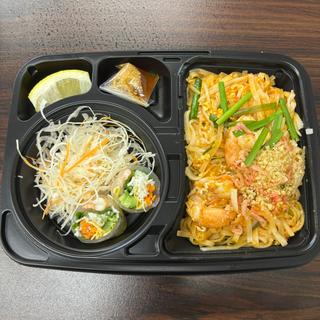 生春巻&パッタイ(タワン・タイ２ 西新宿店)