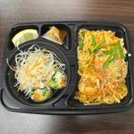 生春巻&パッタイ(タワン・タイ２ 西新宿店)