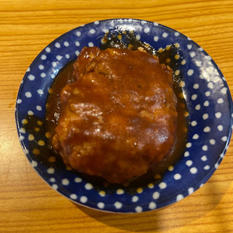 お通し　ハンバーグ(武州うどんあかね&みどりダイニング)