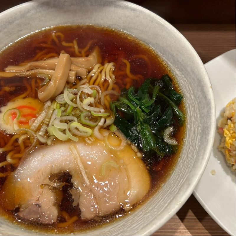 ラーメン半チャーハンセット(中華ラーメン うえだ)