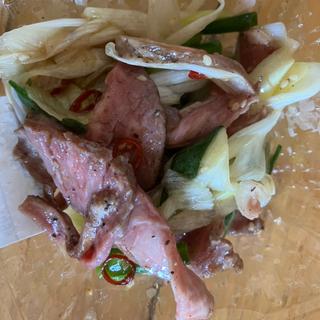 香ばし葱のローストビーフサラダ(リワードキッチン)