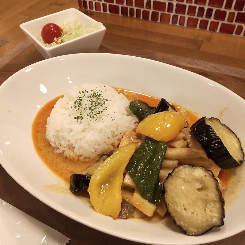 レッドカレー(キッチン プランゾ)