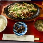 レバニラ炒め定食