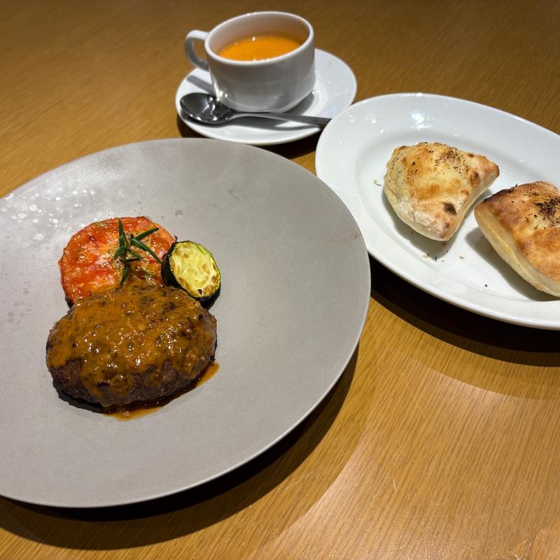 石窯ビーフハンバーグスパイスデミソース/スープ付き(ロイヤルガーデンカフェうめきた（Royal Garden Cafe）)