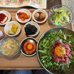 ミナリユッケビビンバ定食(Hwachon)