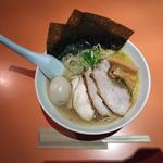 淡麗鶏塩ラーメン