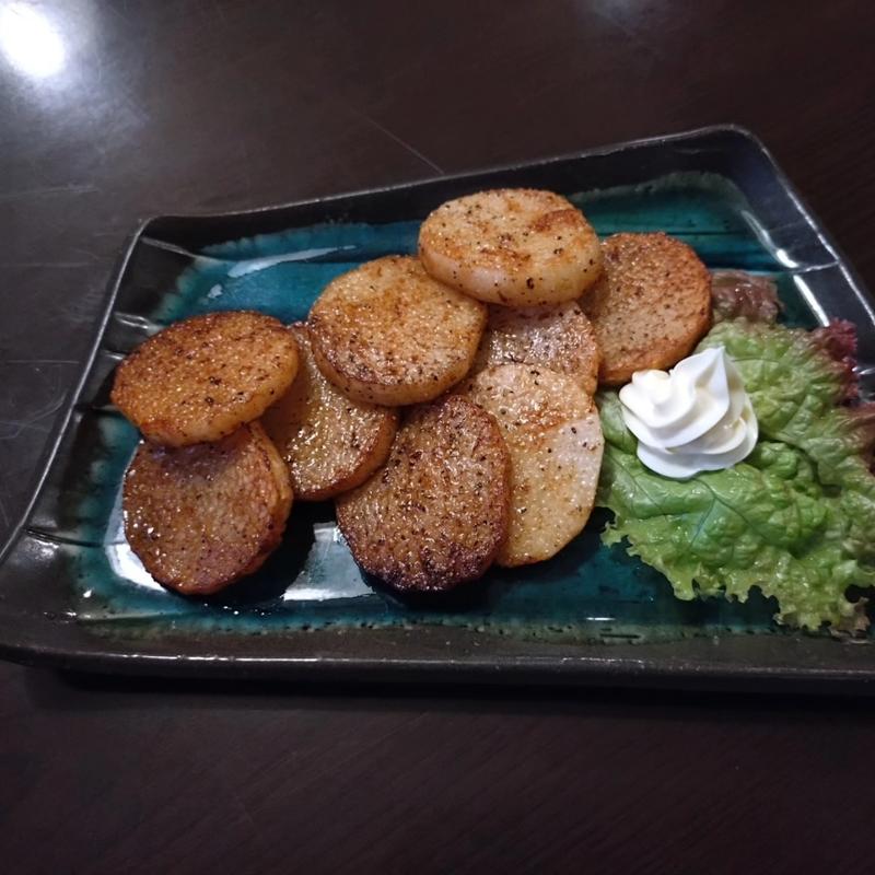 山芋ソテー(居酒屋こんばんやろう)