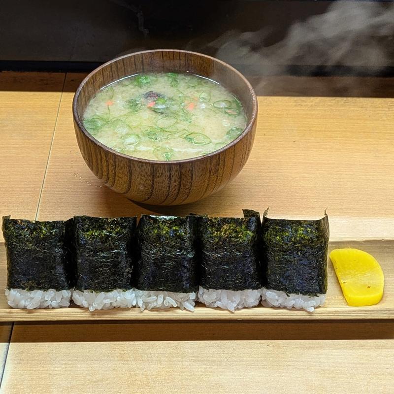 おむすび みそ汁(よこやま)