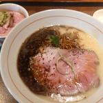Ramen黒白湯(Ramen Dano Dano)