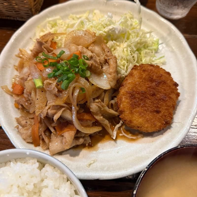 豚肉と野菜のプルコギ&コロッケ(居酒屋ダイニング 満天)