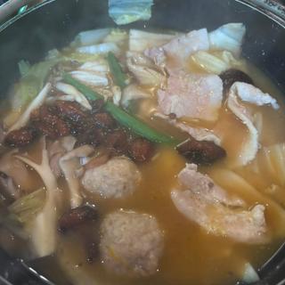 よっちゃればほうとう(浅間茶屋 （北口本宮冨士浅間神社境内　せんげんちゃや）)