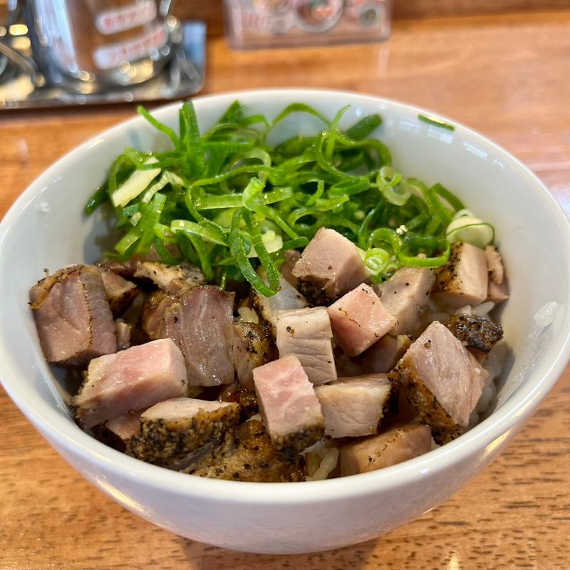 炙りチャーシューごはん(あいつのラーメンかたぐるま 北野白梅町店)