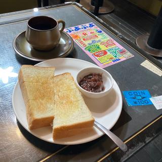 厚切りトーストセット+コーヒー(ブラジルコーヒー)