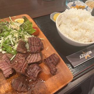 厚切り牛タン塩焼き