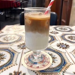 カフェラテ