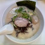 豚骨ラーメン
