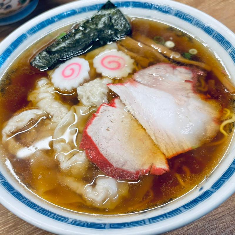 ワンタン麺(安兵衛)