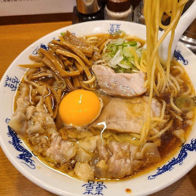 ワンタン麺 大盛り 竹の子 玉子(共楽)