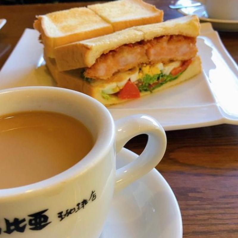 海老カツサンド(支留比亜珈琲 岩塚店)