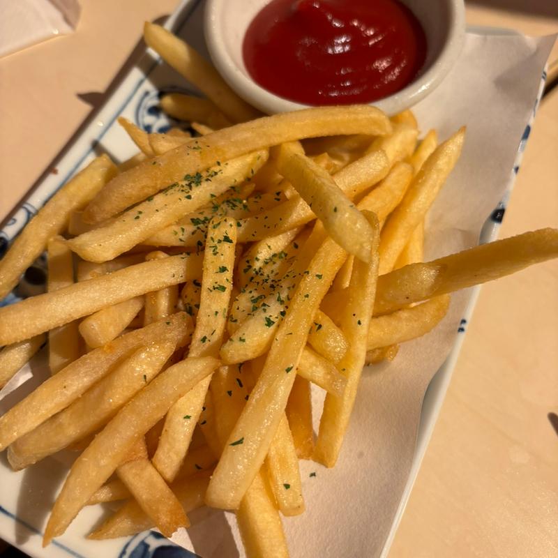 ポテトフライ(備長炭火焼鳥 カドクラ商店 代々木公園店)