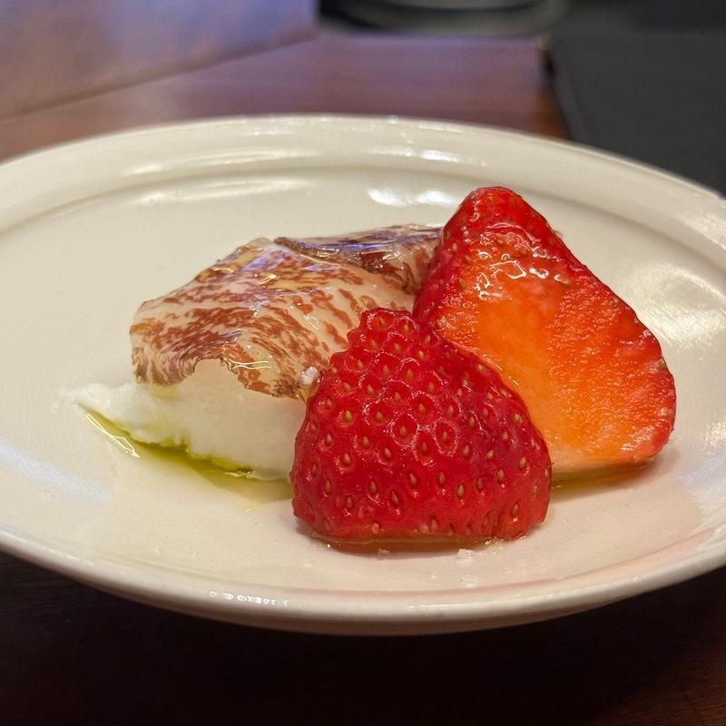 ブレザオラとモッツァレラ(焼肉割烹QUON)