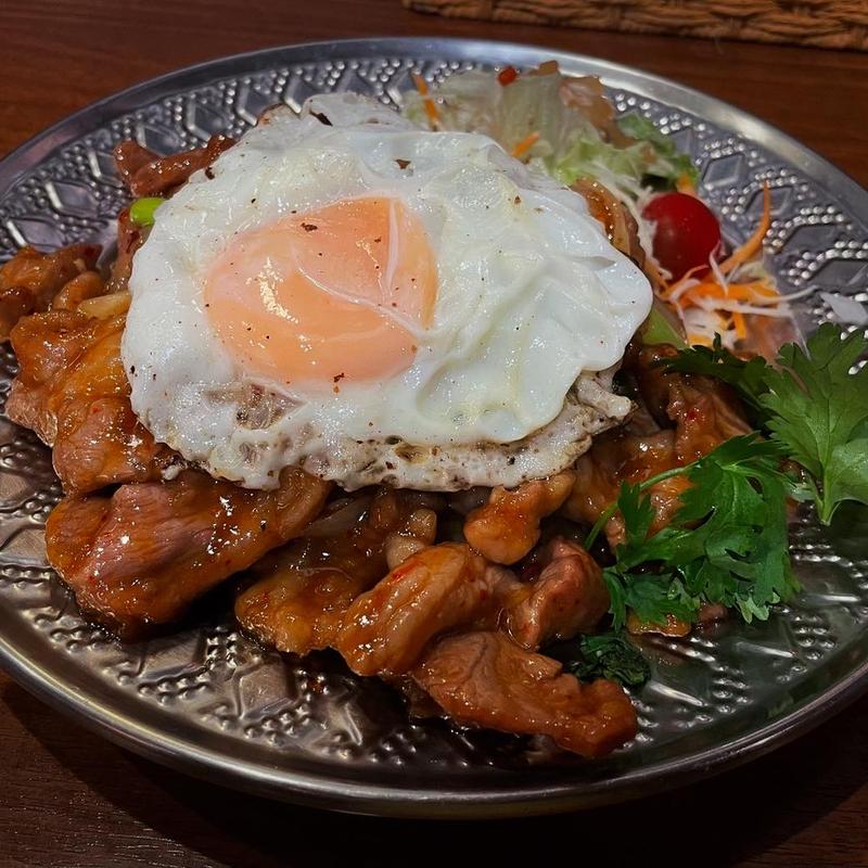 羊肉飯〈ﾗﾑﾗｲｽ〉(大衆中遊華食堂 八戒)