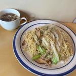 肉絲炒麺（ロースーツァオメン）