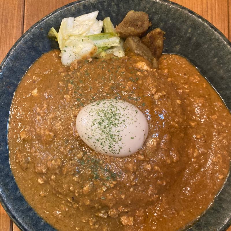 キーマカレー（半熟味付玉子トッピング）(元町サトナカ)