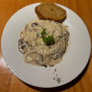 Carbonara Style wiht Veal Bacon