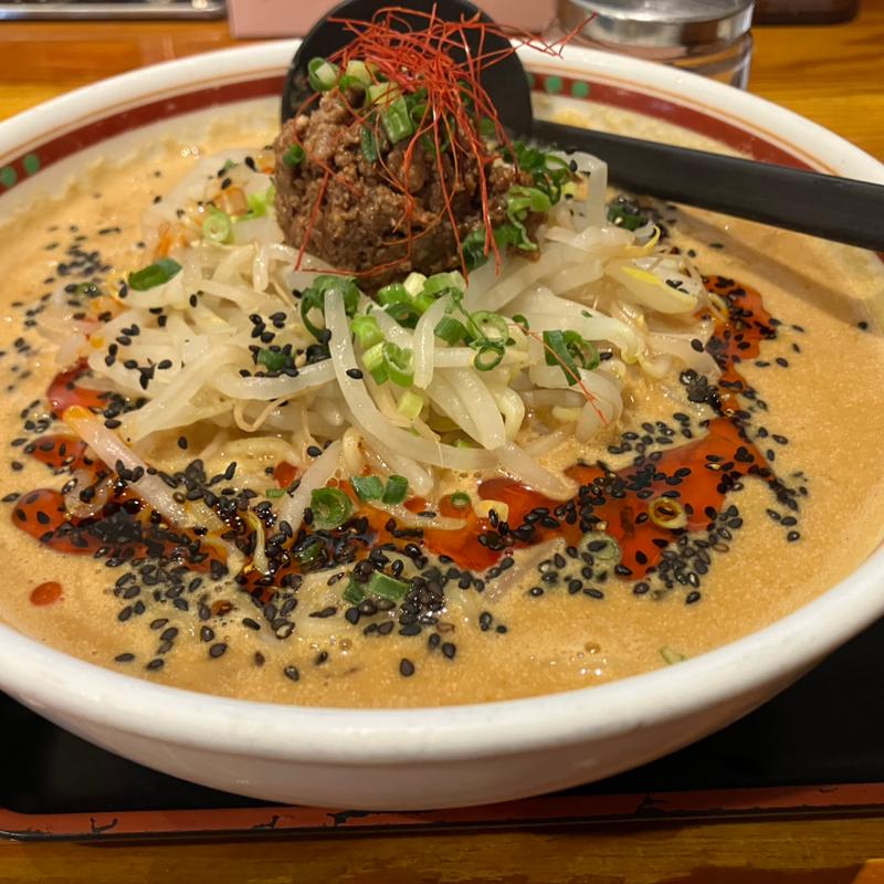 担々麺　大盛(しせん亭 運動公園店 （【旧店名】麺や 一鶴）)