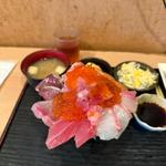海鮮丼