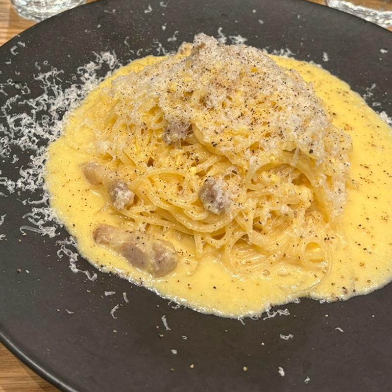 竹鶏ファームのカルボナーラ(Caldo（カルド）)