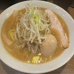 味玉味噌ラーメン(味噌麺処田坂屋)