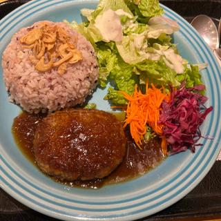 オニオンソースのハンバーグ(カフェノリータ アトレ川崎店)