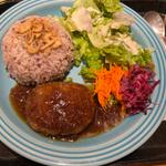 オニオンソースのハンバーグ