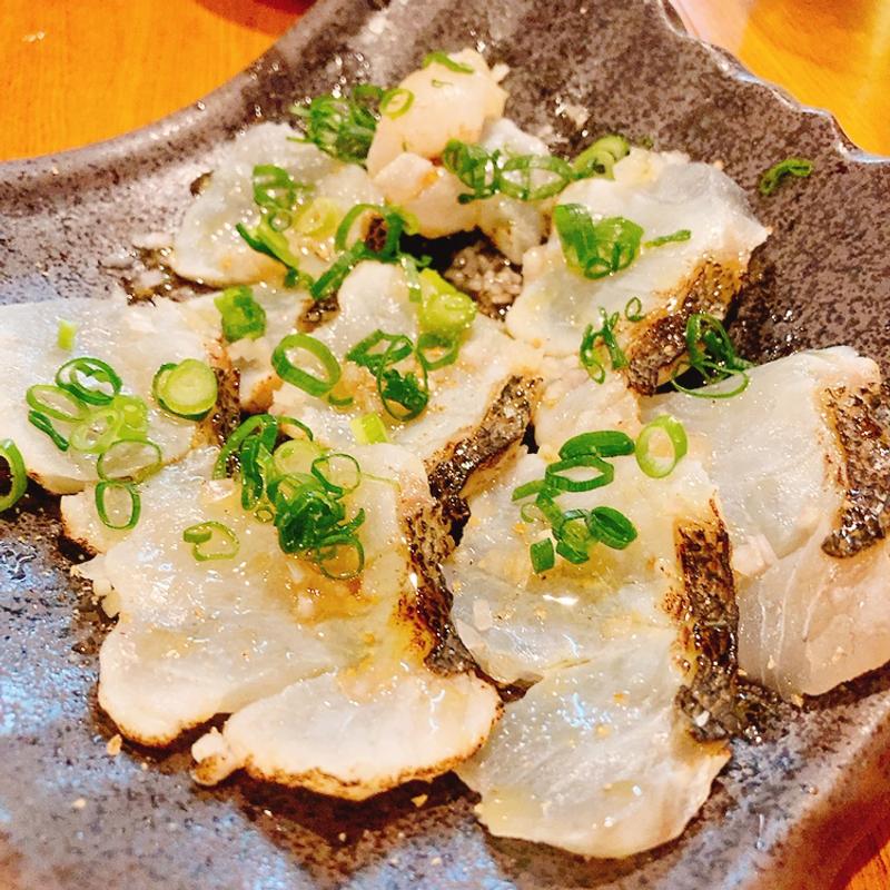 本日選魚のカルパッチョ(炭火やきとワインIZAKAYA シャルボン)