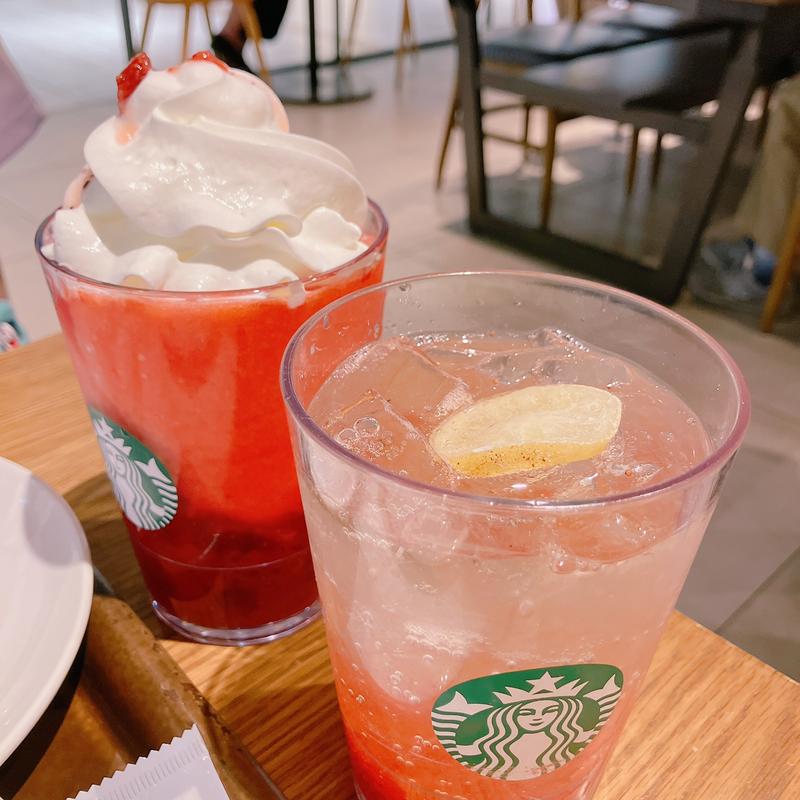 チラックスソーダ ストロベリー(スターバックス コーヒー グランエミオ所沢西口1階店)
