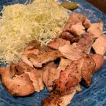 鶏もも肉の岩塩焼き