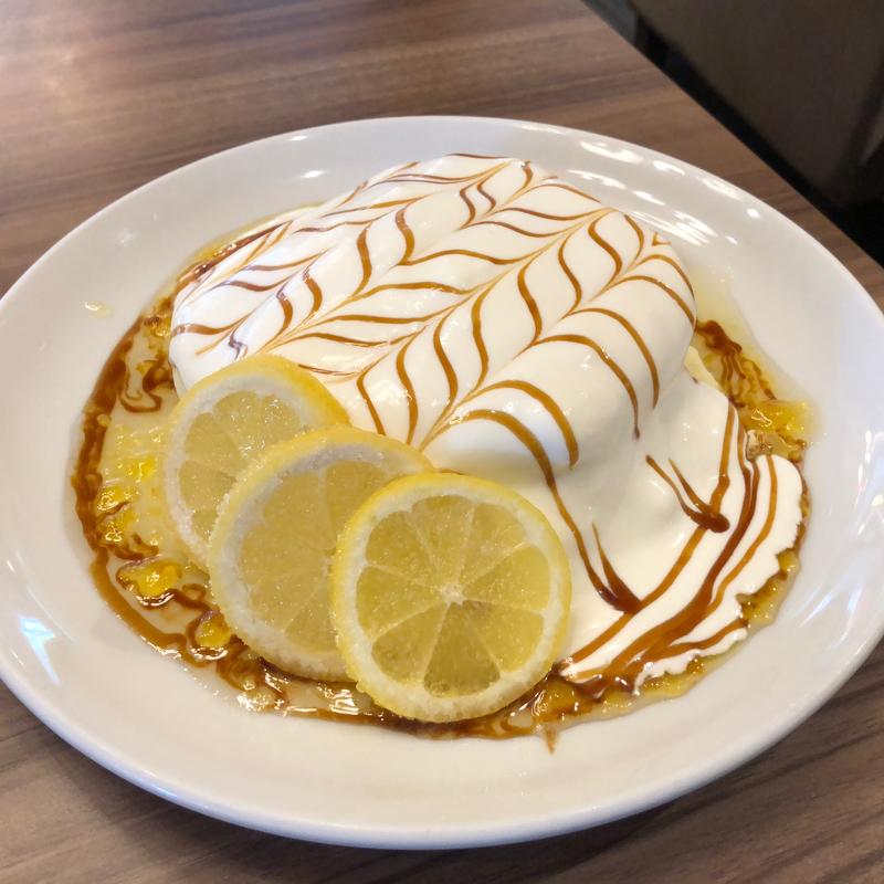 レモンとヨーグルトクリームのリコッタパンケーキ(高倉町珈琲 鶴ヶ島店)