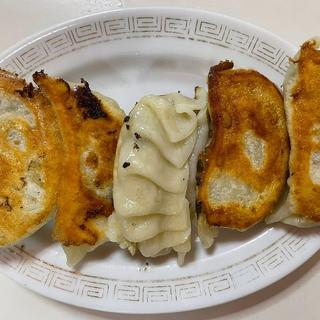餃子(中華料理 明華(メイカ))