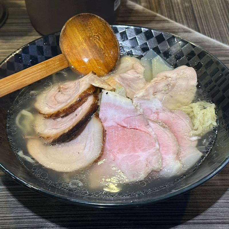チャーシュー三昧塩ら一麺(厚木本丸亭)