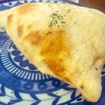 カルツォーネ(外食家 くじら )