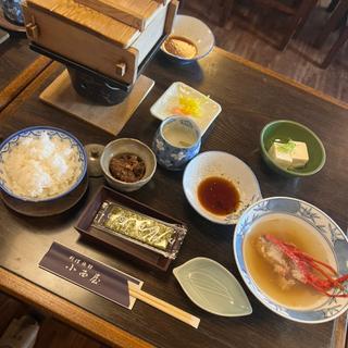 朝食