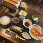 朝食