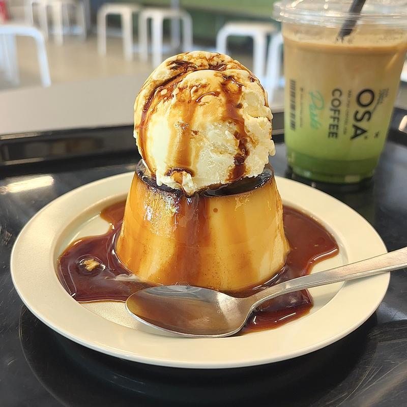 OSAプリン(+アイスクリーム)(OSA COFFEE Parks)