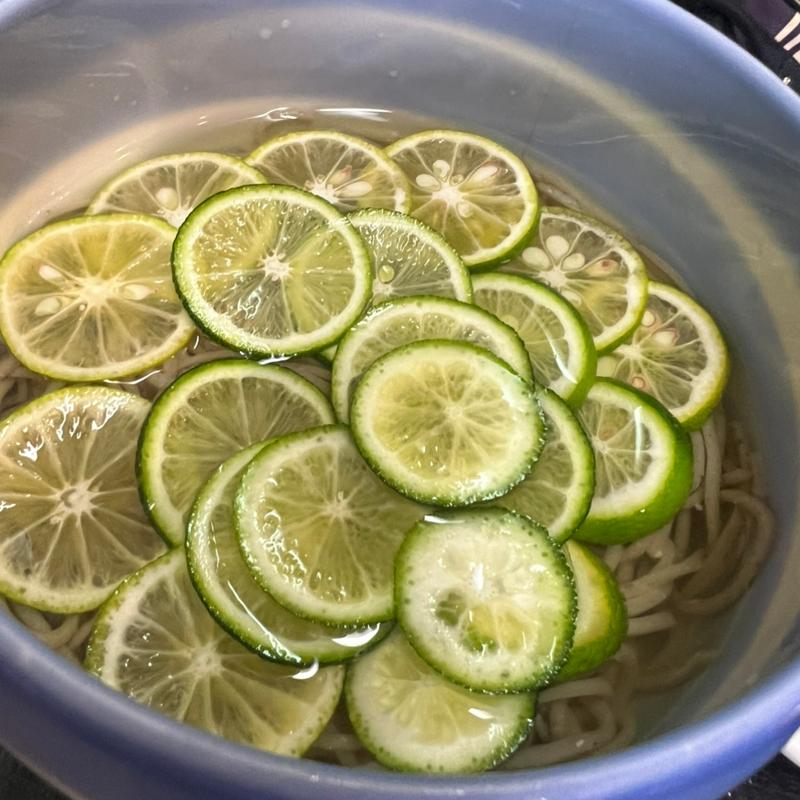 すだち蕎麦(あずみの庵 )