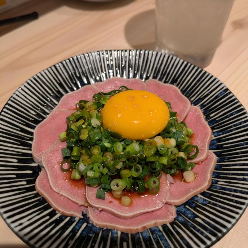 豚タン刺し(中延酒場 凡暮)