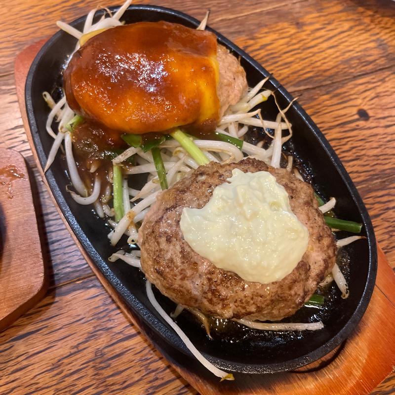 ダブルハンバーグ(武州うどんあかね&みどりダイニング)