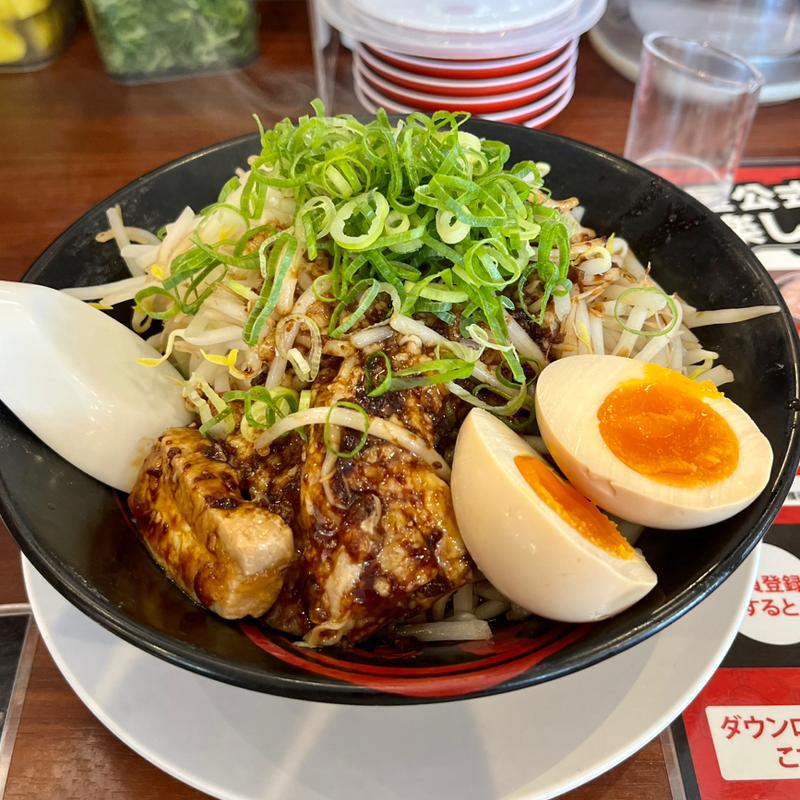 背脂スタミナまぜそば(京都北白川ラーメン魁力屋 堀川五条店)